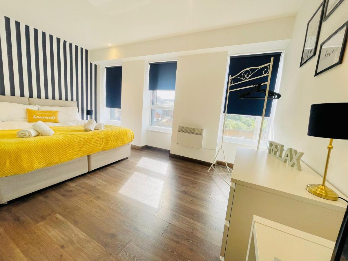 Park Street Apartment Luton By Hostaguest エクステリア 写真
